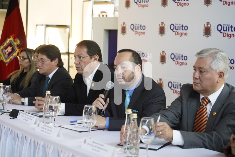 UIO-PROCESO-SELECCION-OPERADORA-METRO