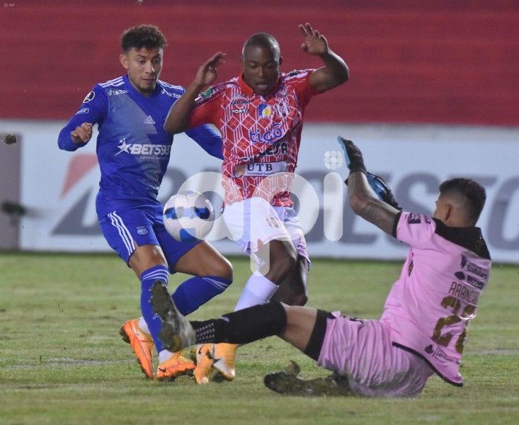 FBL-LIBERTADORES- INDEPENDIENTE PETROLERO - EMELEC