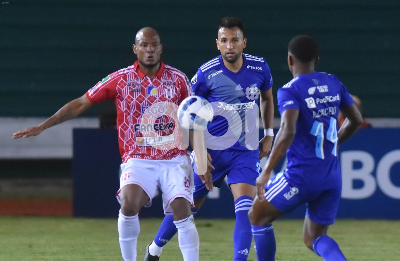 FBL-LIBERTADORES- INDEPENDIENTE PETROLERO - EMELEC
