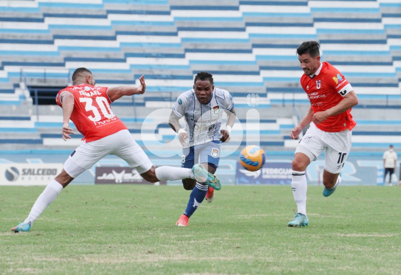 FBL-LIGAPRO-9 OCTUBRE-CATOLICA