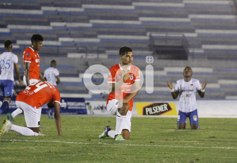 FBL-LIGAPRO-9 OCTUBRE-CATOLICA
