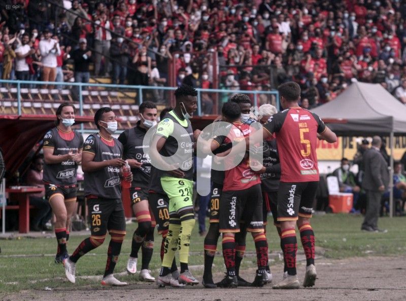 FBL-LIGAPRO-CUENCA-EMELEC