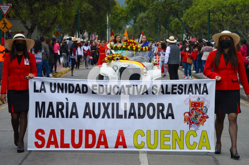 CUE-DESFILE-ESTUDIANTIL