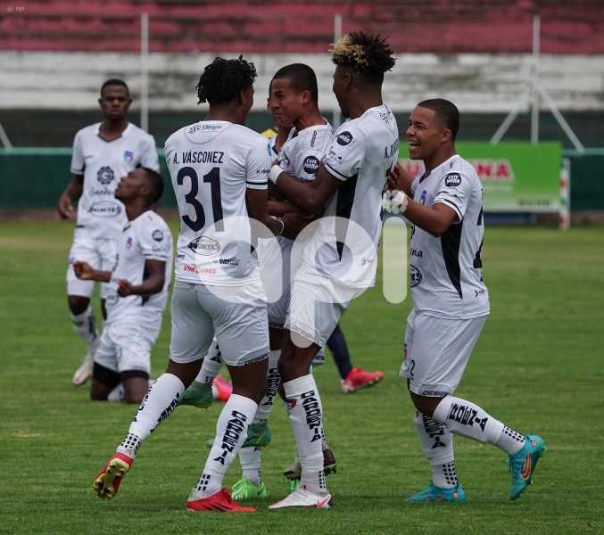 FBL-LIGA-PRO-SERIE-B-CHACARITAS-IMBABURA-