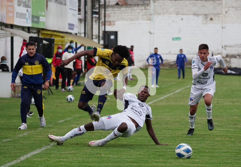 FBL-LIGA-PRO-SERIE-B-CHACARITAS-IMBABURA-