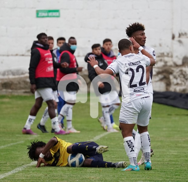FBL-LIGA-PRO-SERIE-B-CHACARITAS-IMBABURA-