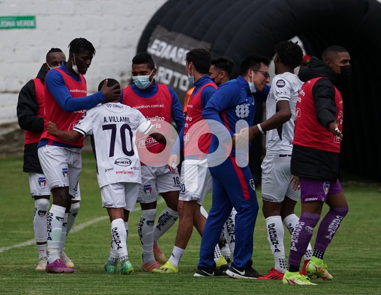 FBL-LIGA-PRO-SERIE-B-CHACARITAS-IMBABURA-