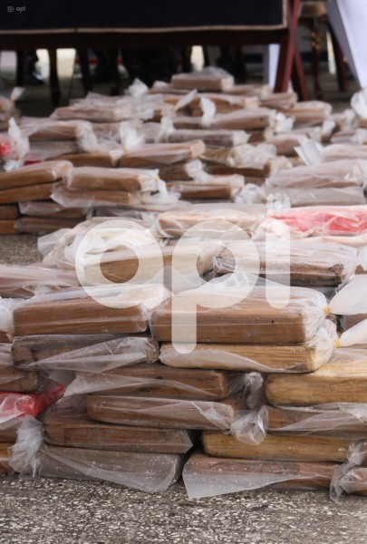 GYE-INCAUTACION-DROGA