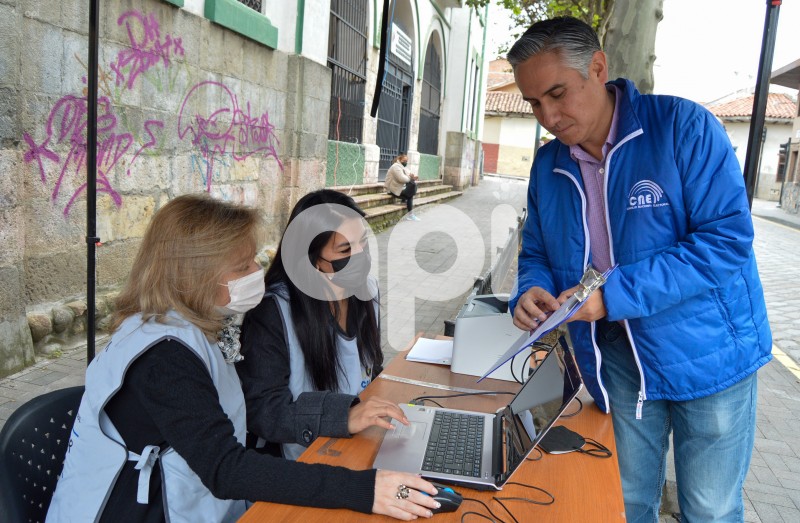 CUE-CNE-CAMBIO-DOMICILIO