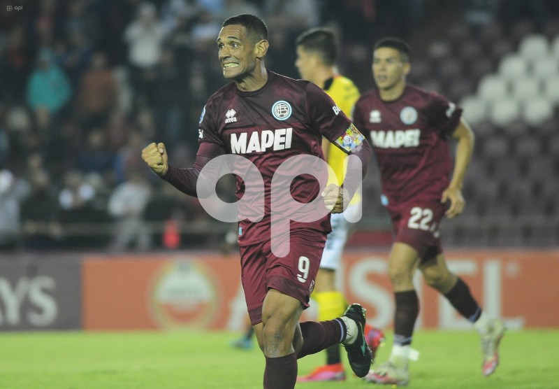 FBL-SUDAMERICANA-LANUS-BARCELONA