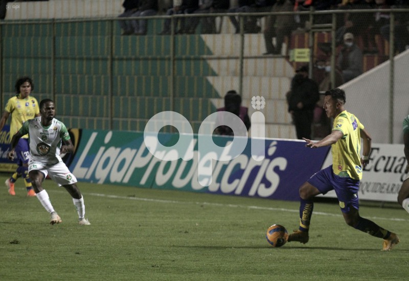 FBL-LIGAPRO-GUALACEO-MUSHUC-RUNA