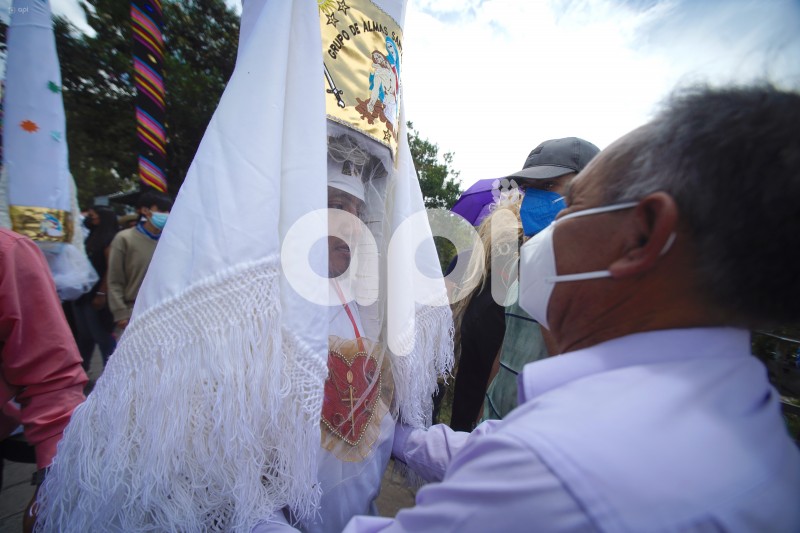 UIO-PROCESION-ALANGASI