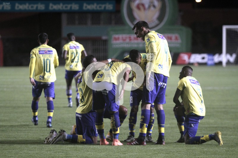 FBL-LIGAPRO-GUALACEO-MUSHUC-RUNA