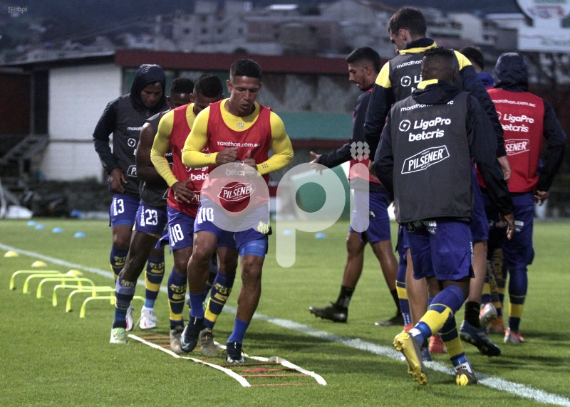 FBL-LIGAPRO-GUALACEO-MUSHUC-RUNA