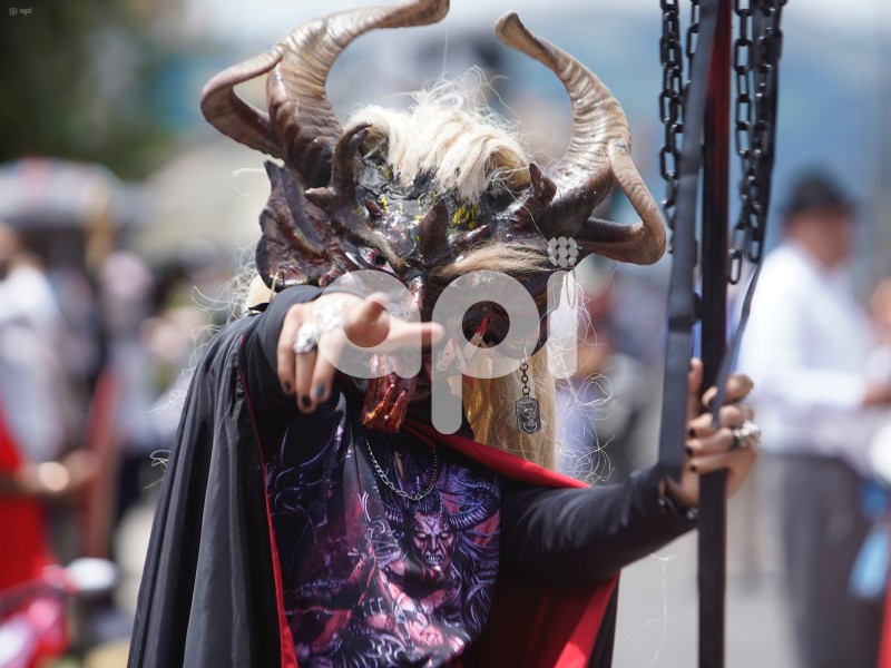 UIO-PROCESION-ALANGASI