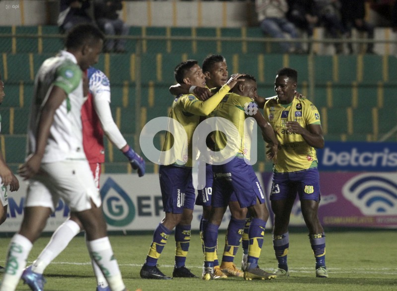 FBL-LIGAPRO-GUALACEO-MUSHUC-RUNA
