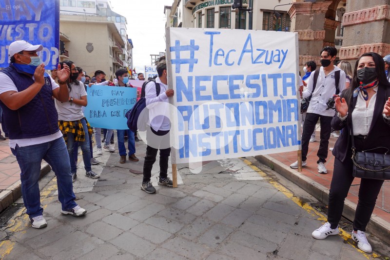 CUE-MARCHA-CONTRA-SENESCYT