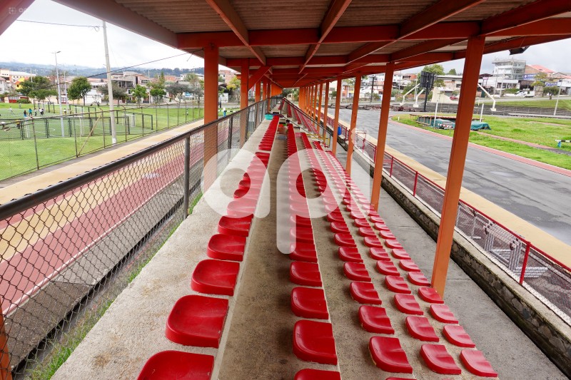 CUE-PISTA-ATLETICA-JEFFERSON-PEREZ