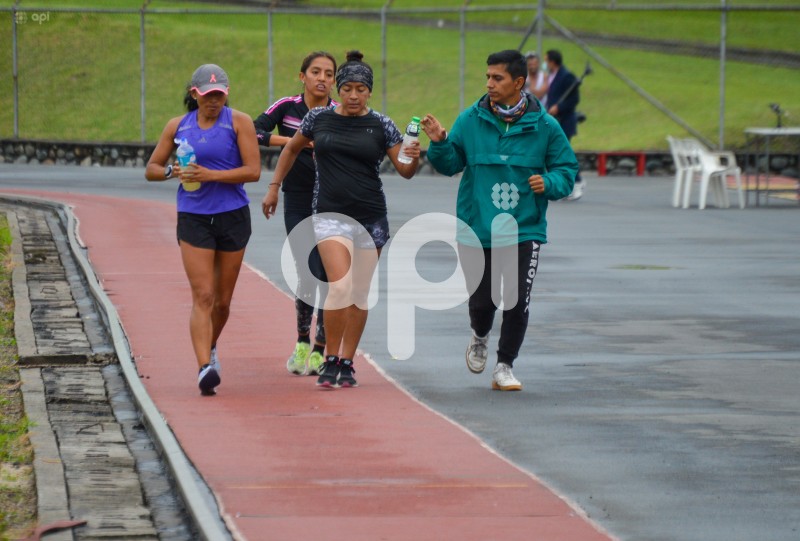 CUE-PISTA-ATLETICA-JEFFERSON-PEREZ