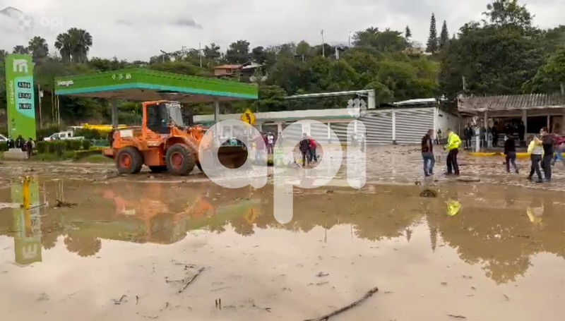 SANTA-ISABEL-DESBORDAMIENTO-RIO
