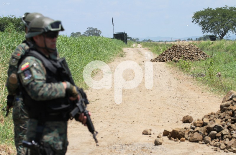GYE-PISTAS CLANDESTINAS