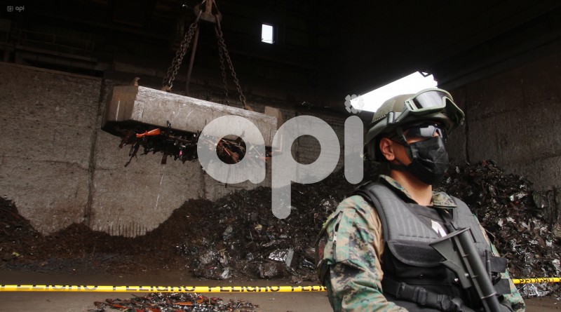 GYE-DESTRUCCION ARMAS