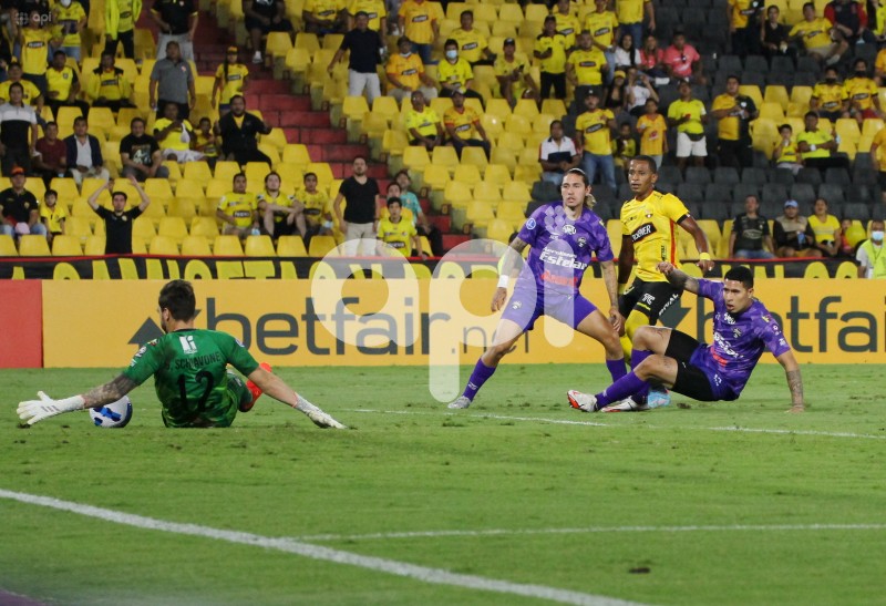 FBL-SUDAMERICANA-BARCELONA-METROPOLITANOS