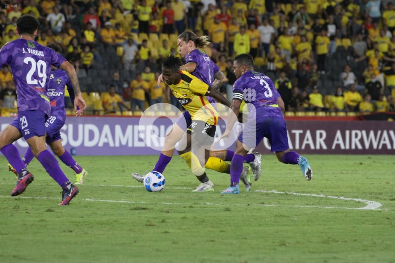 FBL-SUDAMERICANA-BARCELONA-METROPOLITANOS