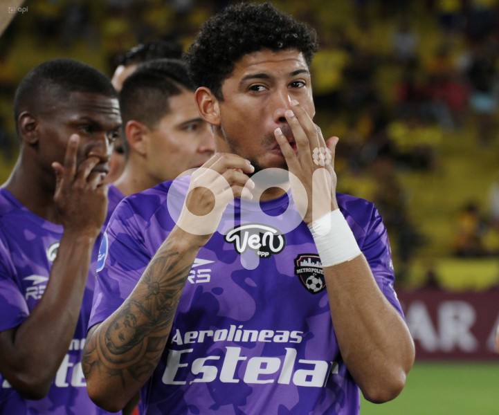 FBL-SUDAMERICANA-BARCELONA-METROPOLITANOS