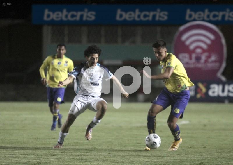 FBL-LIGAPRO-GUALACEO-MACARA