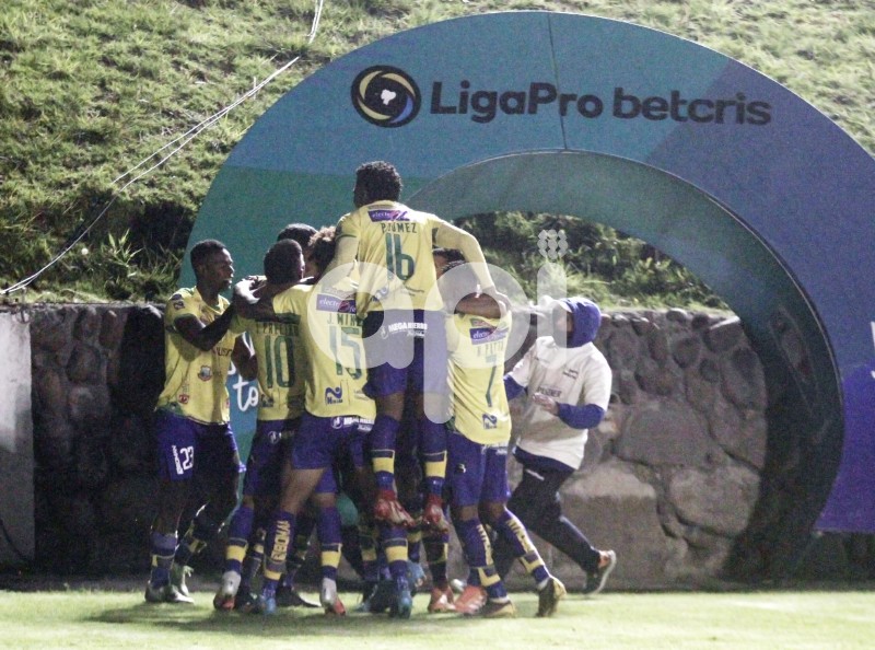 FBL-LIGAPRO-GUALACEO-MACARA