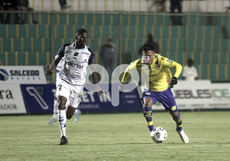 FBL-LIGAPRO-GUALACEO-MACARA