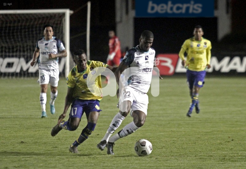 FBL-LIGAPRO-GUALACEO-MACARA