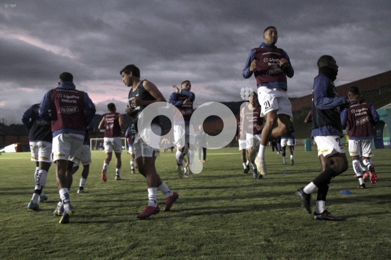 FBL-LIGAPRO-GUALACEO-MACARA