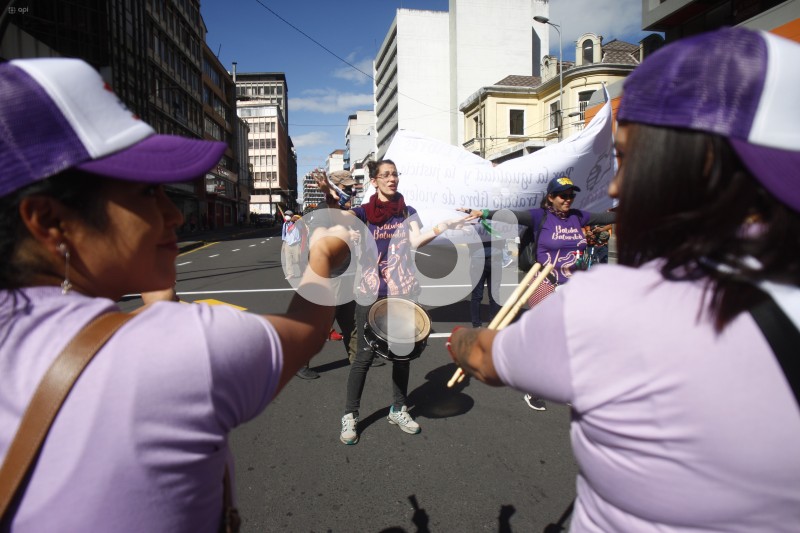 UIO-MARCHA-1DEMAYO