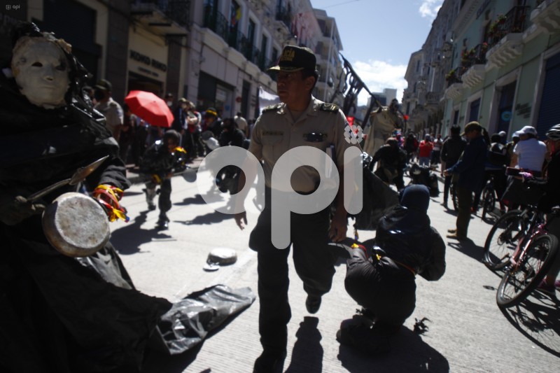 UIO-MARCHA-1DEMAYO