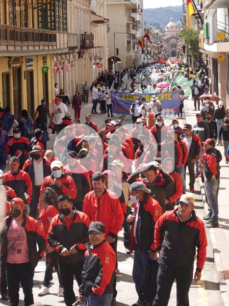 CUE-MARCHA-PRIMERO-MAYO