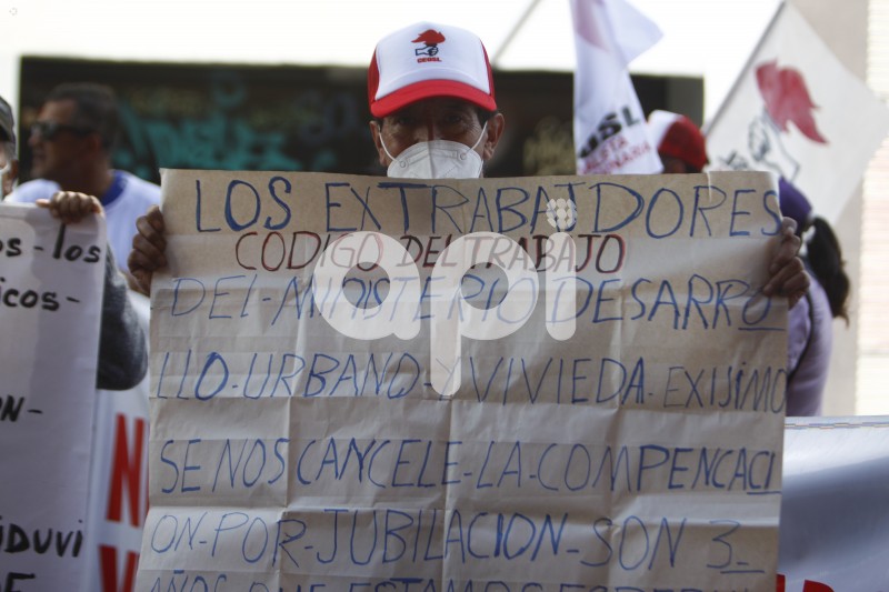 UIO-MARCHA-1DEMAYO