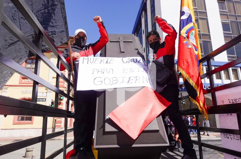 CUE-MARCHA-PRIMERO-MAYO