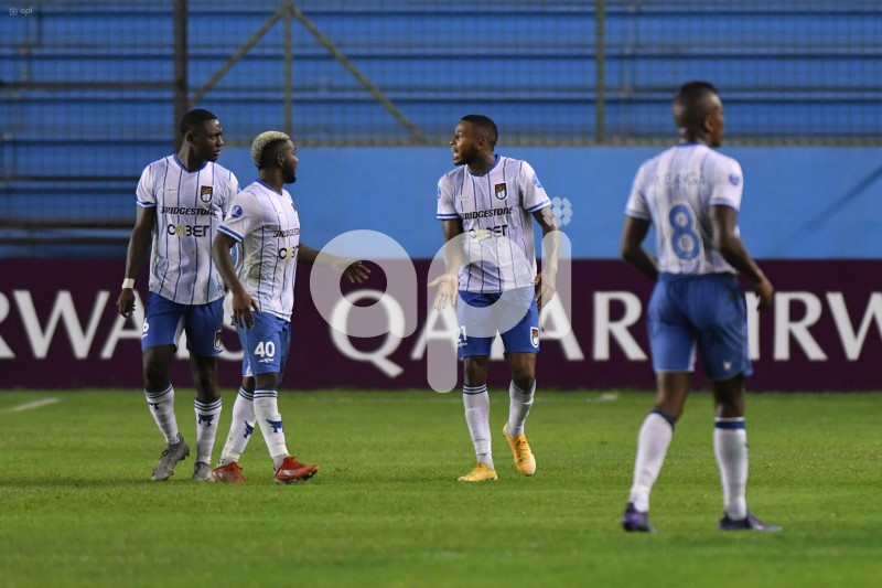 FBL-SUDAMERICANA-9OCT-DIM