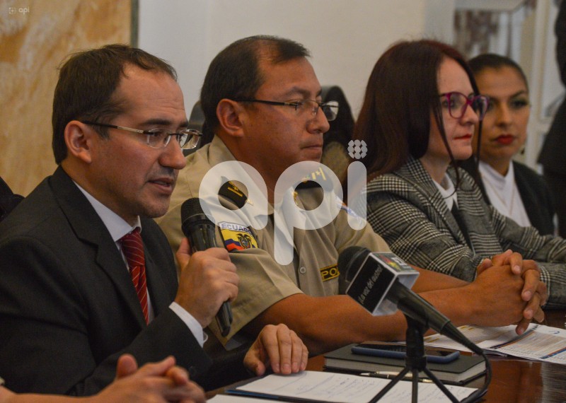 CUE-INFORME-SEMANAL-GOBERNADOR