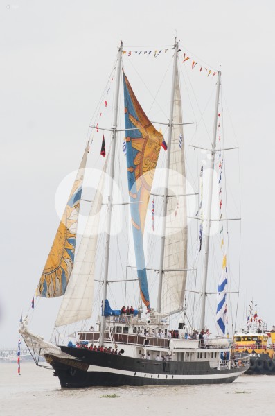 GYE-A TODA VELA