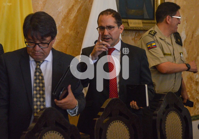 CUE-INFORME-SEMANAL-GOBERNADOR