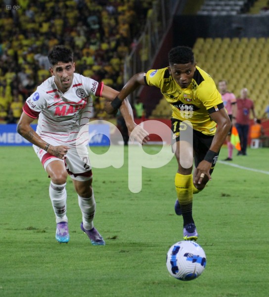 FBL-SUDAMERICANA-BARCELONA-LANÚS