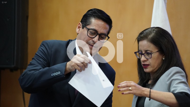 UIO-ELECCION-CES-BELTRAN