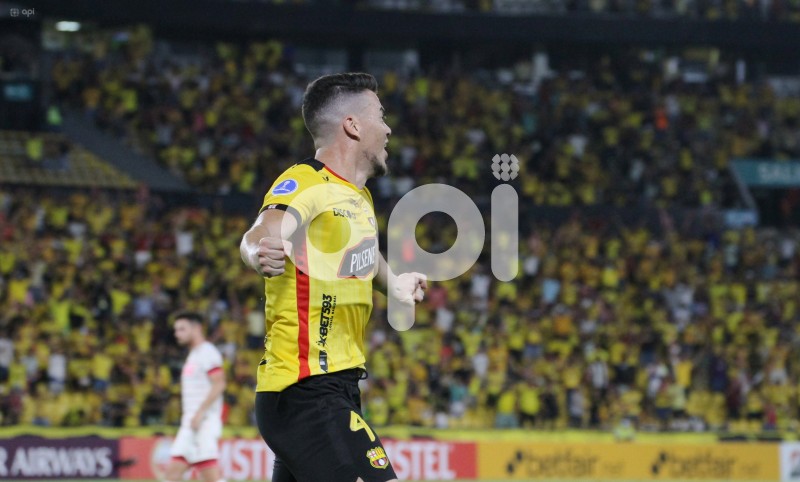 FBL-SUDAMERICANA-BARCELONA-LANÚS