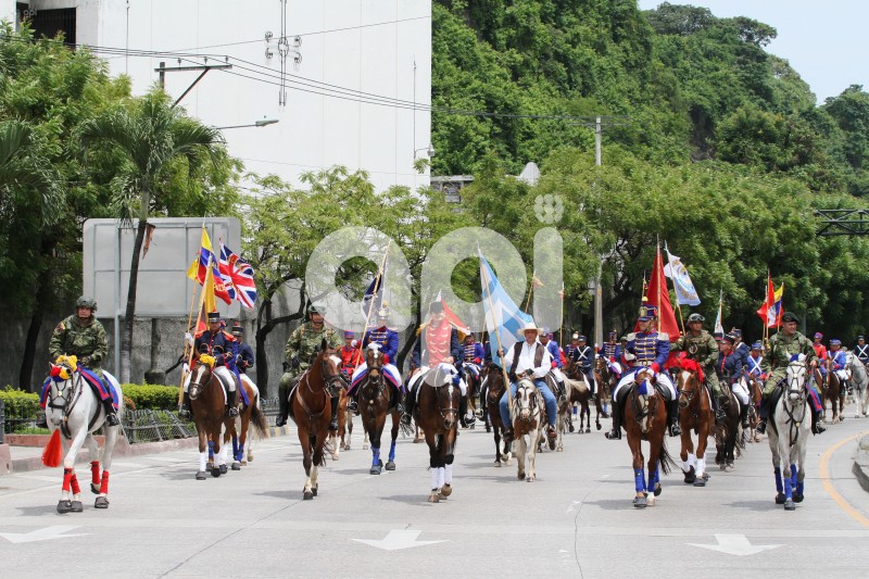 GYE-CEREMONIA MILITAR