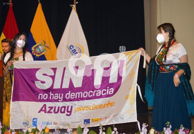 CUE-SIN-TI-NO-HAY-DEMOCRACIA