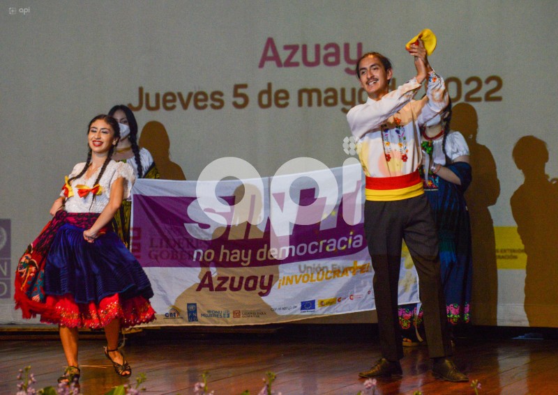 CUE-SIN-TI-NO-HAY-DEMOCRACIA