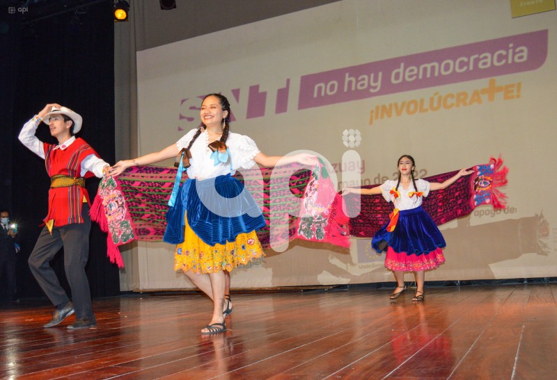 CUE-SIN-TI-NO-HAY-DEMOCRACIA